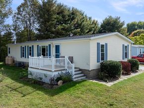 18 Fox Run, Brookfield MA 01506