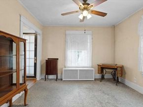 28 Cascade Rd, Worcester MA 01602