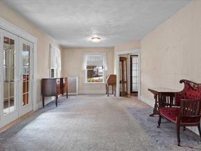 28 Cascade Rd, Worcester MA 01602