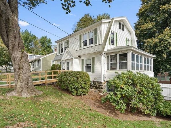 28 Cascade Rd, Worcester MA 01602