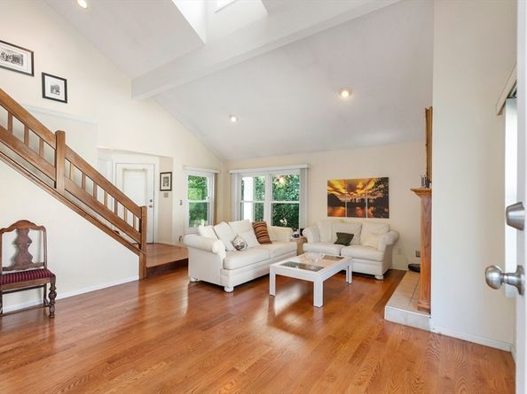 6 Orient Way 28A, Salem MA 01970