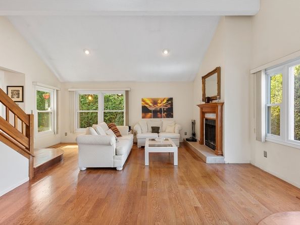 6 Orient Way 28A, Salem MA 01970