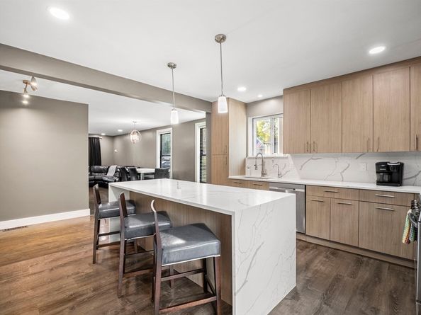 39 Emmons St, Milford MA 01757