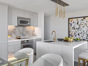 55 Lagrange St 1904, Boston MA 02116