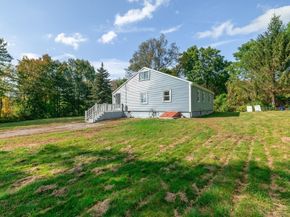 3 Old Ware Rd, West Brookfield MA 01585