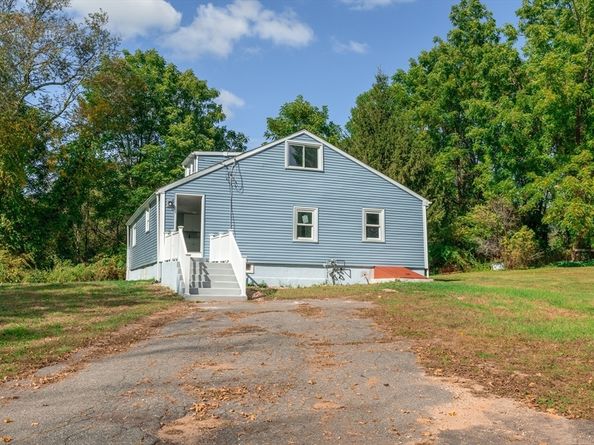 3 Old Ware Rd, West Brookfield MA 01585