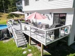 37 Trifiro Rd, Billerica MA 01821