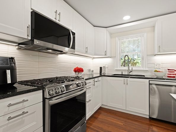 39 Bethany Rd, Framingham MA 01702