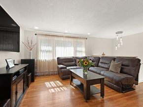 39 Bethany Rd, Framingham MA 01702