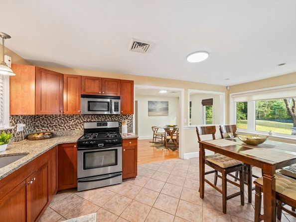 114 Main St, Norwell MA 02061