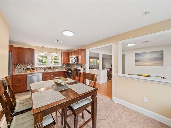 114 Main St, Norwell MA 02061