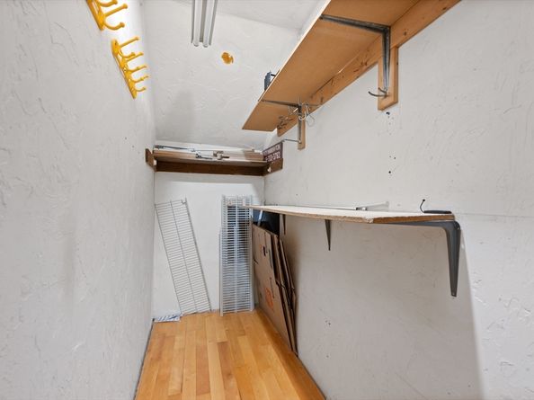 8 Wiget St 1, Boston MA 02113