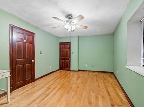 8 Wiget St 1, Boston MA 02113