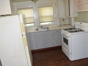 21R Wareham St, Middleboro MA 02346