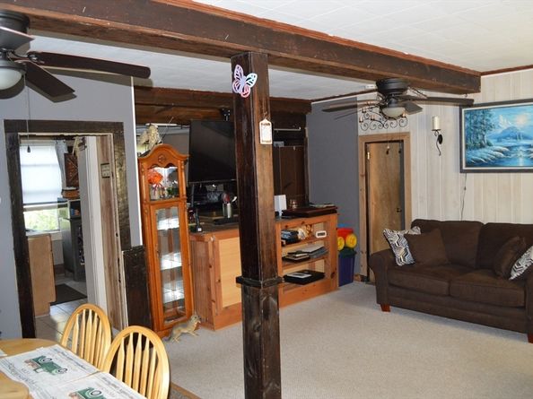 21R Wareham St, Middleboro MA 02346