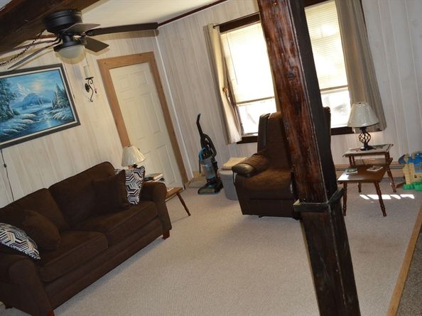 21R Wareham St, Middleboro MA 02346