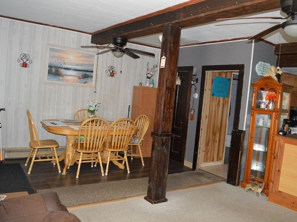 21R Wareham St, Middleboro MA 02346