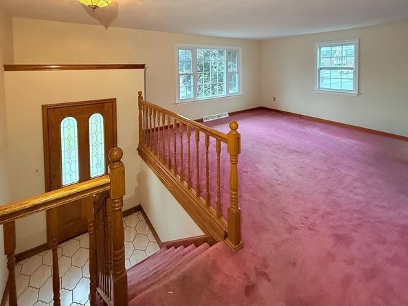 2040 Central St, Stoughton MA 02072
