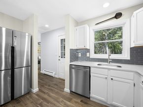 76 Bolton Woods Way, Bolton MA 01740