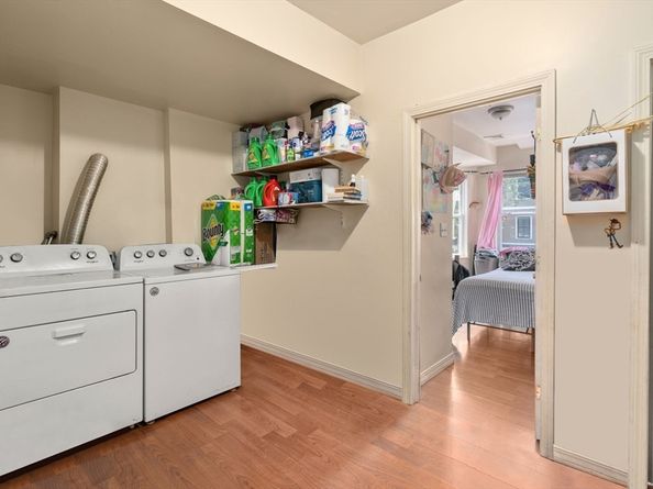 139 Chelsea St, Boston MA 02128
