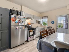 139 Chelsea St, Boston MA 02128