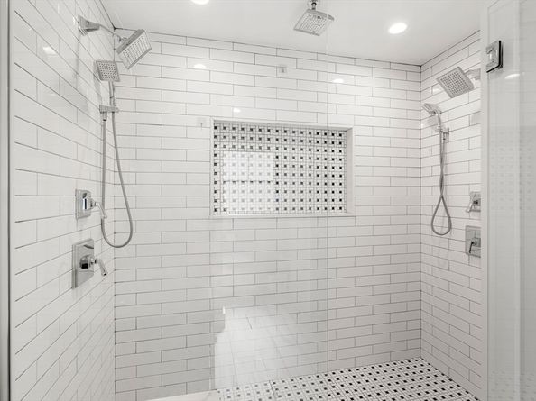 4 Crossman St 4, Boston MA 02126