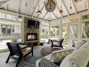 114 Fox Run Rd, Bolton MA 01740