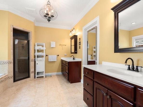 114 Fox Run Rd, Bolton MA 01740