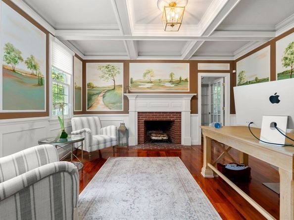 114 Fox Run Rd, Bolton MA 01740
