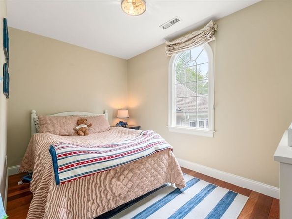 114 Fox Run Rd, Bolton MA 01740