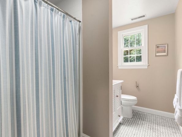 114 Fox Run Rd, Bolton MA 01740