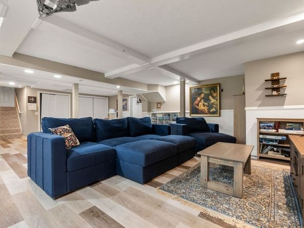 114 Fox Run Rd, Bolton MA 01740