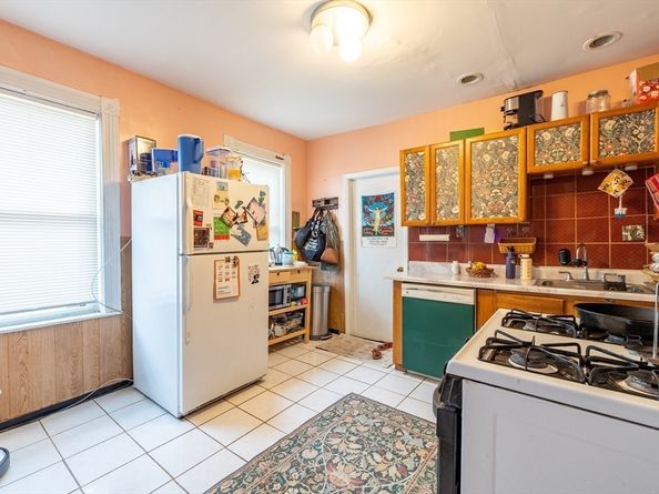 15 Quincefield Street, Boston MA 02125