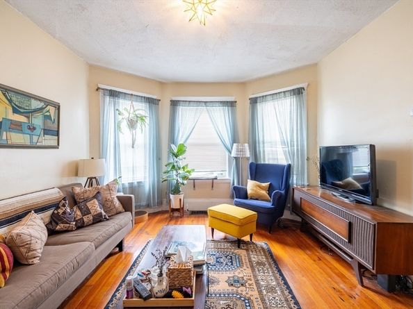 15 Quincefield Street, Boston MA 02125