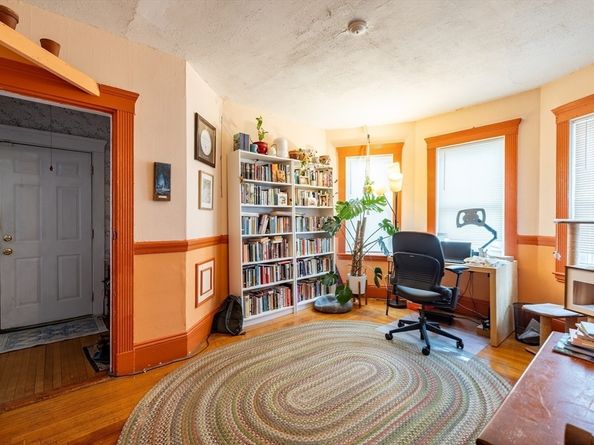 15 Quincefield Street, Boston MA 02125