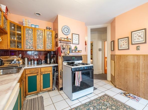 15 Quincefield Street, Boston MA 02125