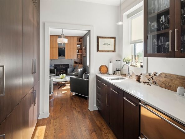 148 Huron, Cambridge MA 02138