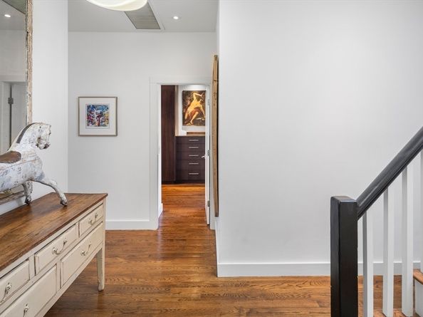 148 Huron, Cambridge MA 02138