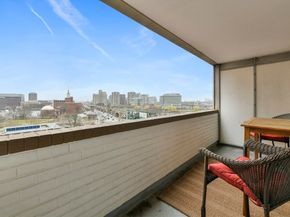 6 Whittier Pl 8P, Boston MA 02114