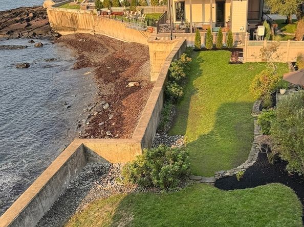 183 Bass Point Rd, Nahant MA 01908