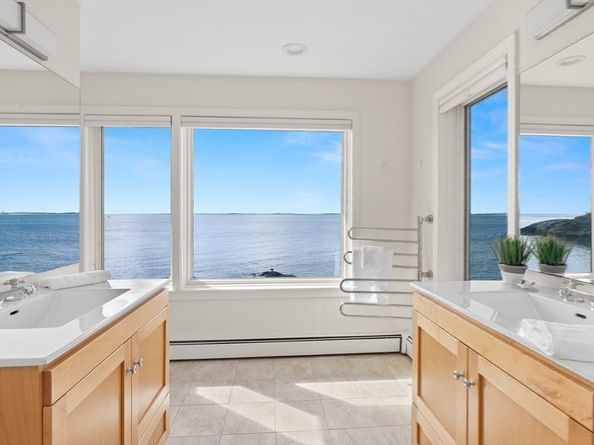 183 Bass Point Rd, Nahant MA 01908