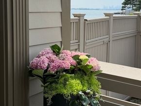 183 Bass Point Rd, Nahant MA 01908