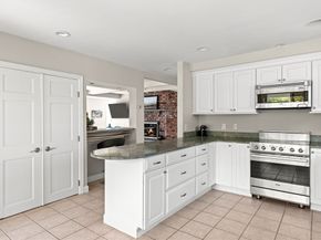 183 Bass Point Rd, Nahant MA 01908