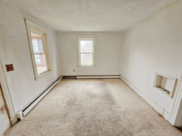 27 Nicks Rock Rd, Plymouth MA 02360