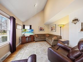 71 Summer St, Northborough MA 01532