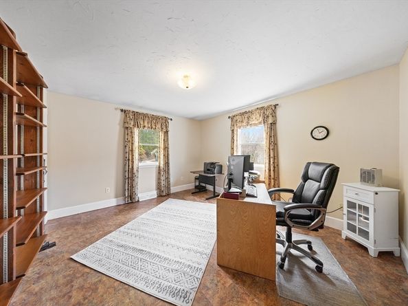 71 Summer St, Northborough MA 01532