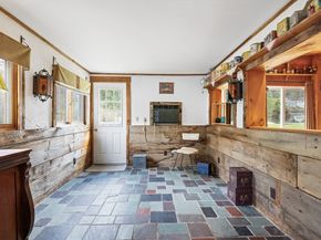 71 Summer St, Northborough MA 01532