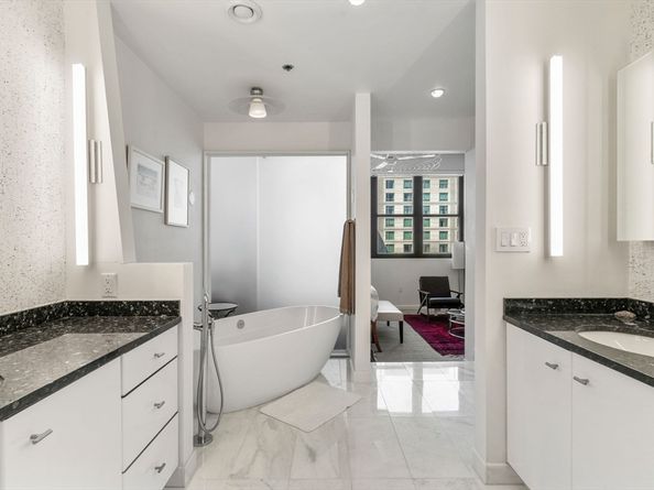 437 D St 7F, Boston MA 02210