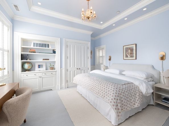 304 Commonwealth Ave 3, Boston MA 02115