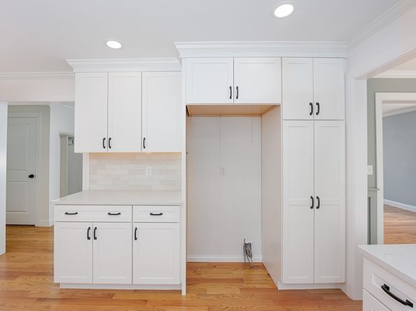 100 King St, Groveland MA 01834